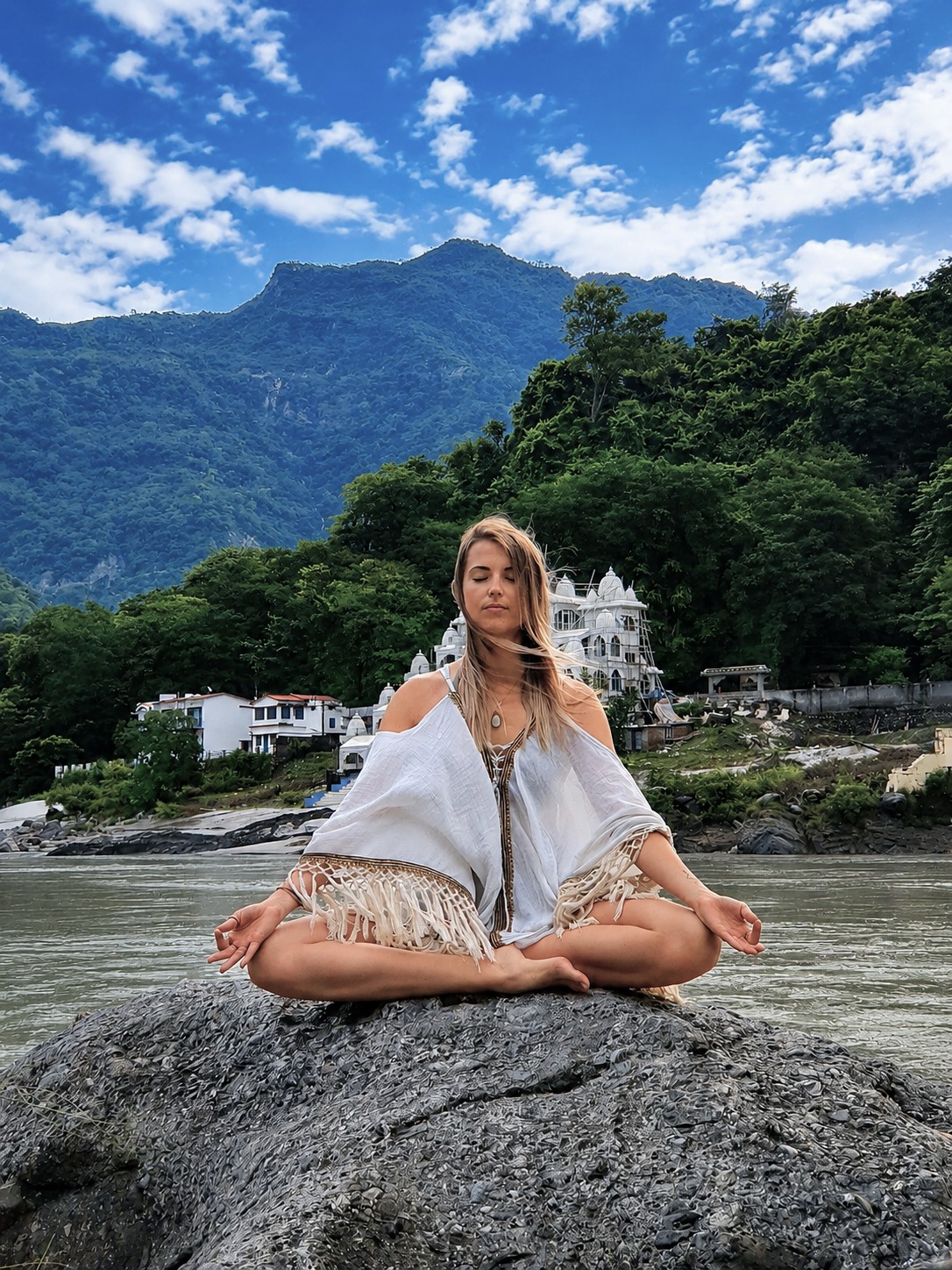 Ева Край в Ришикеше, Индия, 2020 — место, где родился метод Transformation Breathwork®